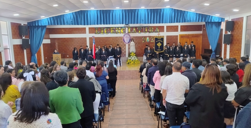 El Colegio Santa María Eufrasia realiza la “Ceremonia de Licenciatura” para los/as estudiantes de 4° Medio C